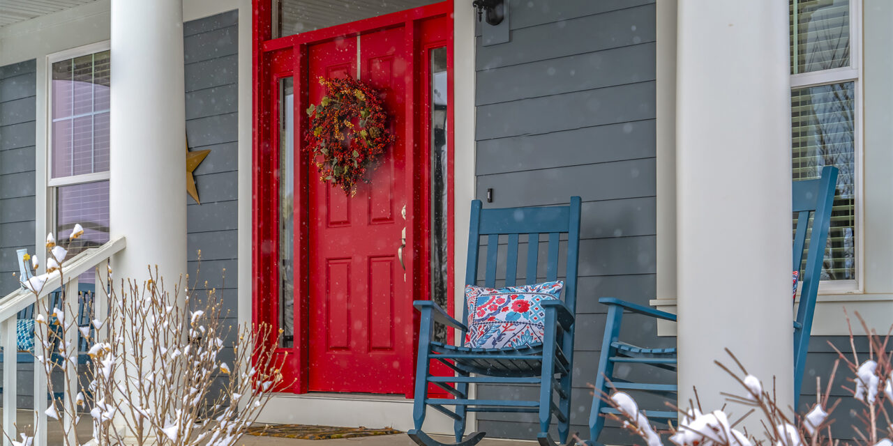 Pros and cons of selling your home during the holidays