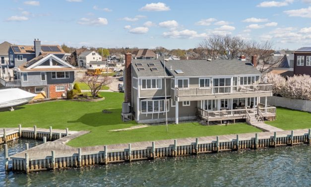 Buying a Home in West Islip