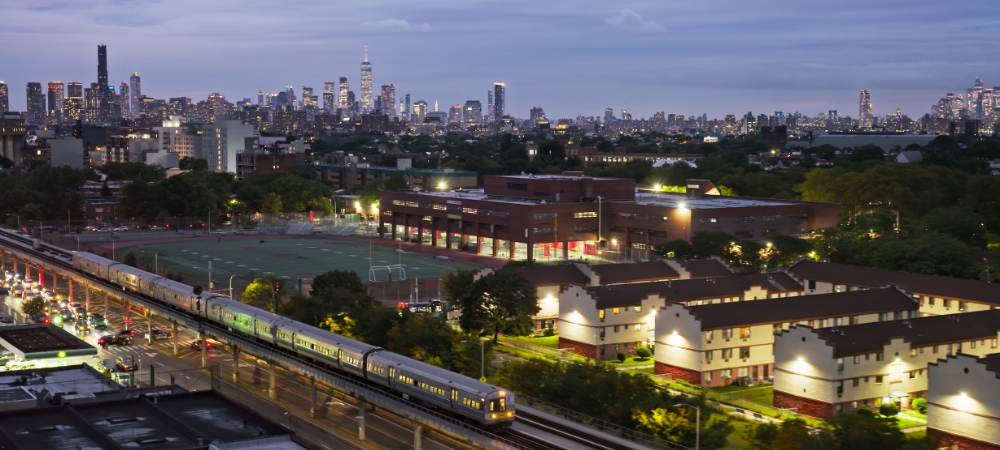 Commuting to NYC From Wantagh: What Homebuyers Need to Know