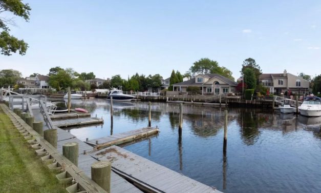 Living in Merrick, NY: What to Know Before Moving